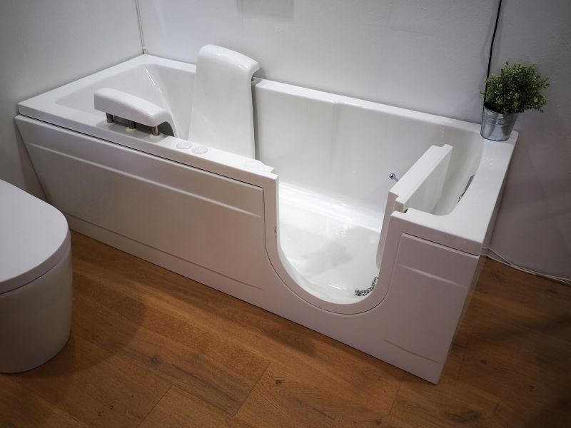 Accessible Tub with Safety Features